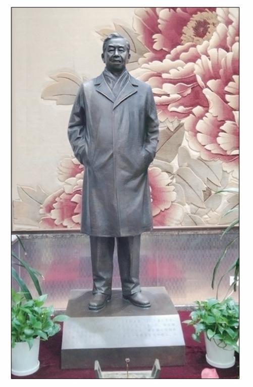 崔月梨  青銅  2